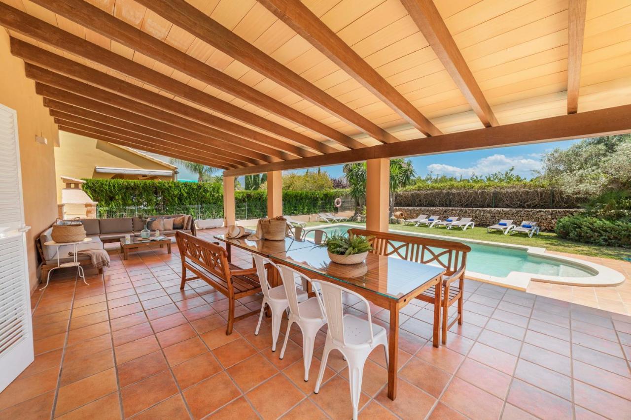 Joana Barcares For 10 With Swimming Pool Villa