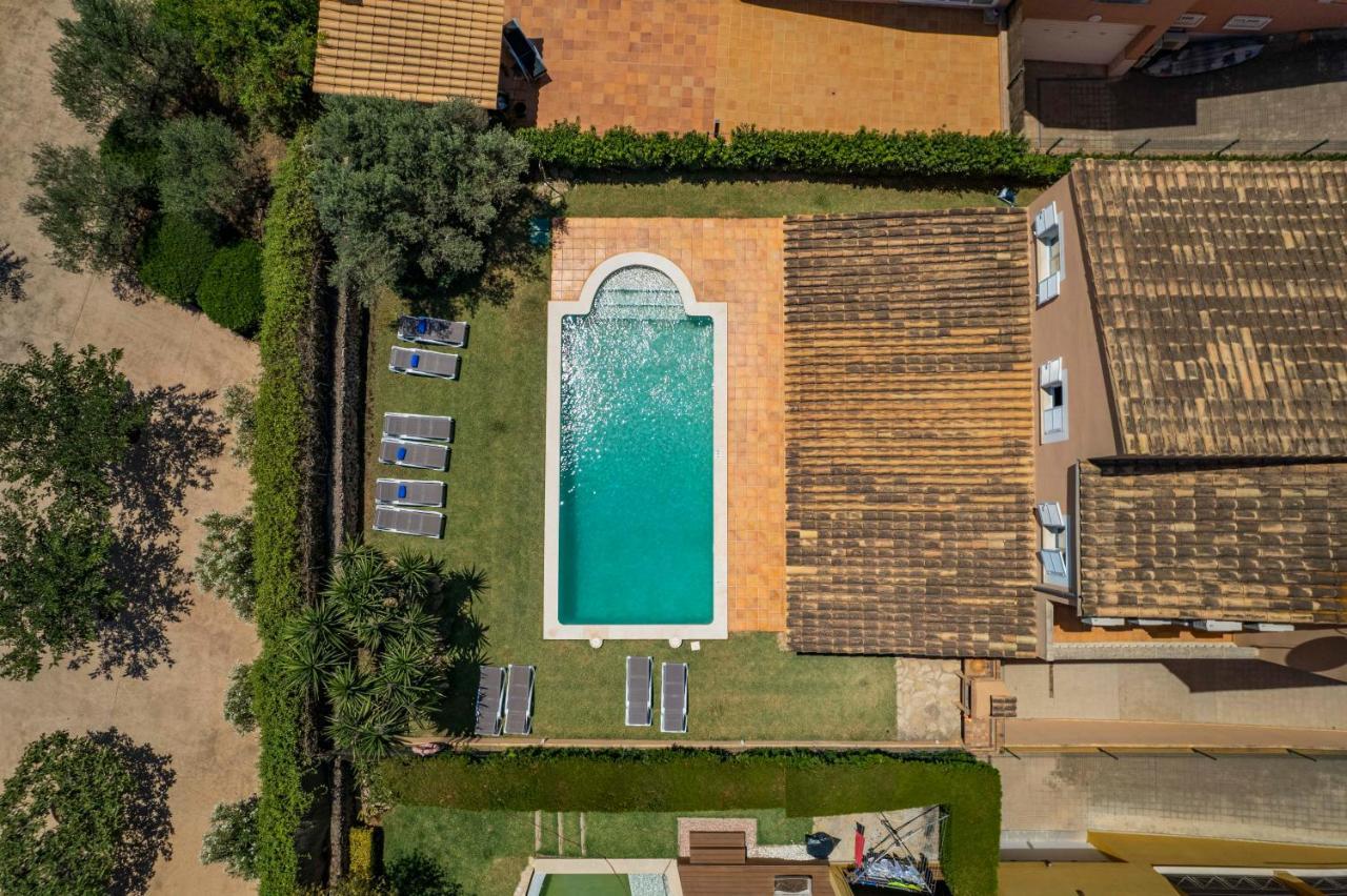 Joana Barcares For 10 With Swimming Pool *